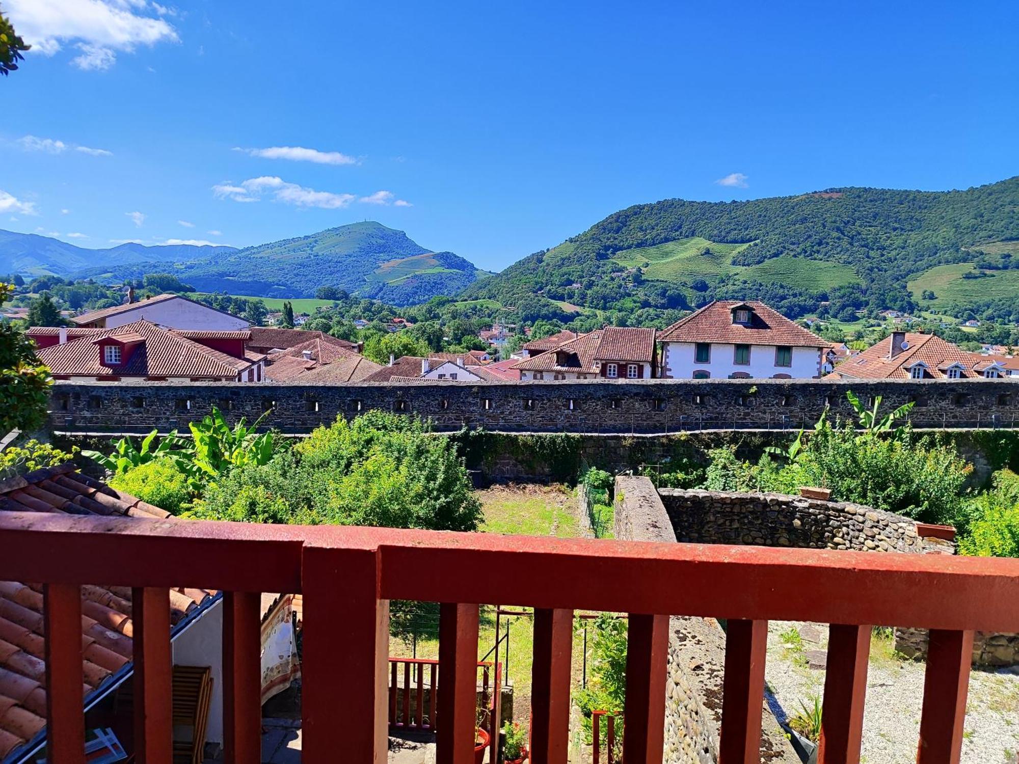 L'Auberge Du Pelerin - St Jean Pied De Port سان جان بييه دو بور المظهر الخارجي الصورة