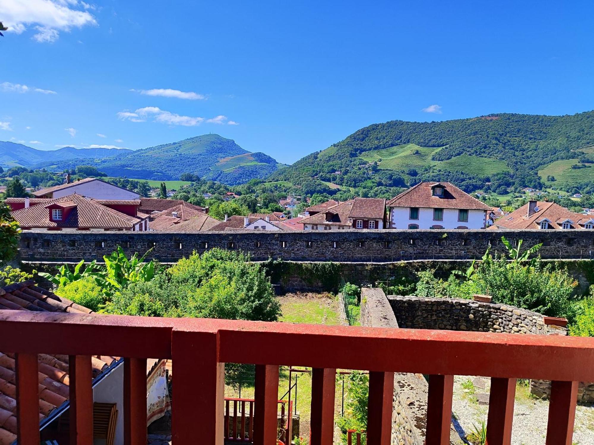 L'Auberge Du Pelerin - St Jean Pied De Port سان جان بييه دو بور المظهر الخارجي الصورة