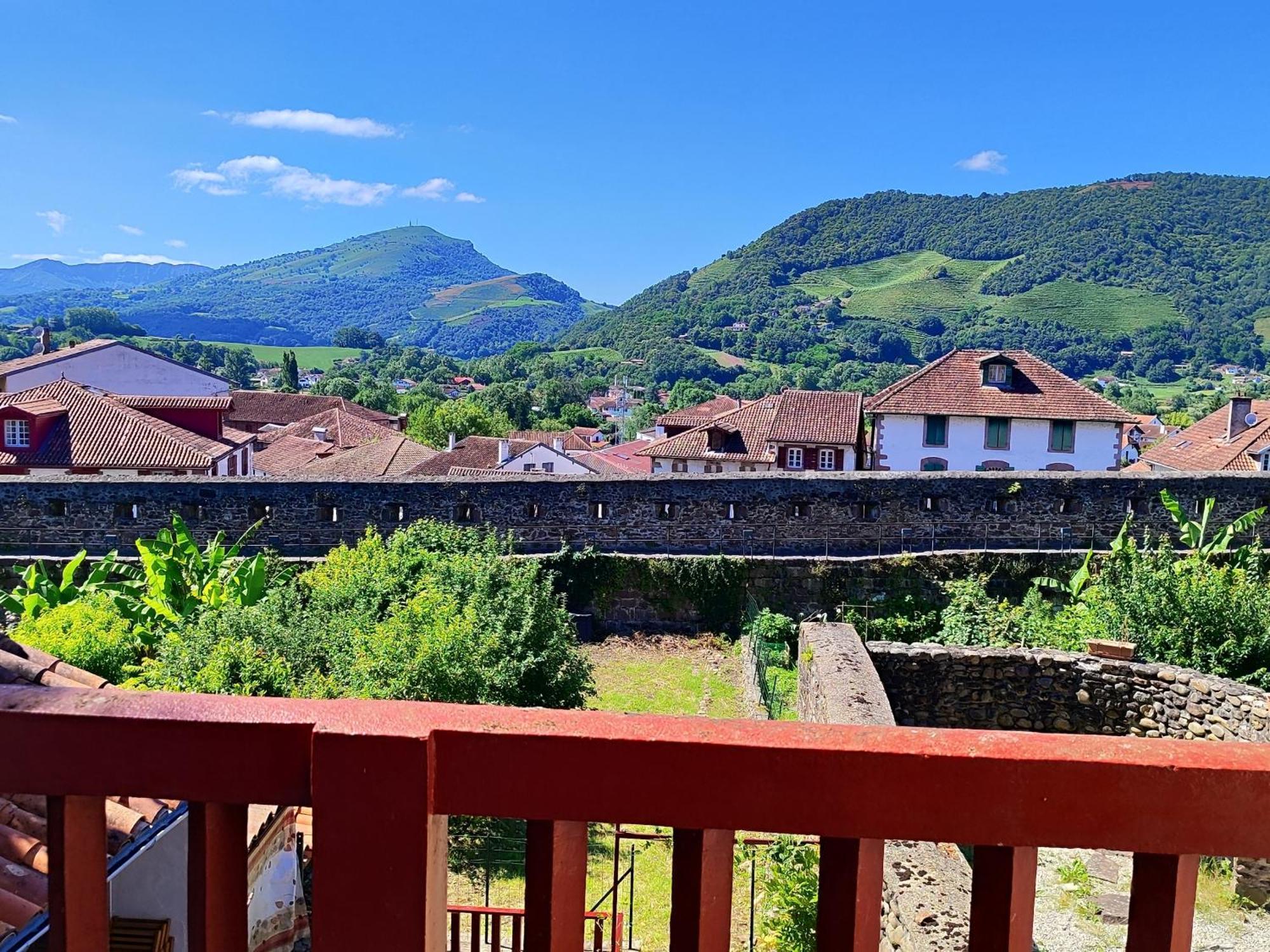L'Auberge Du Pelerin - St Jean Pied De Port سان جان بييه دو بور الغرفة الصورة