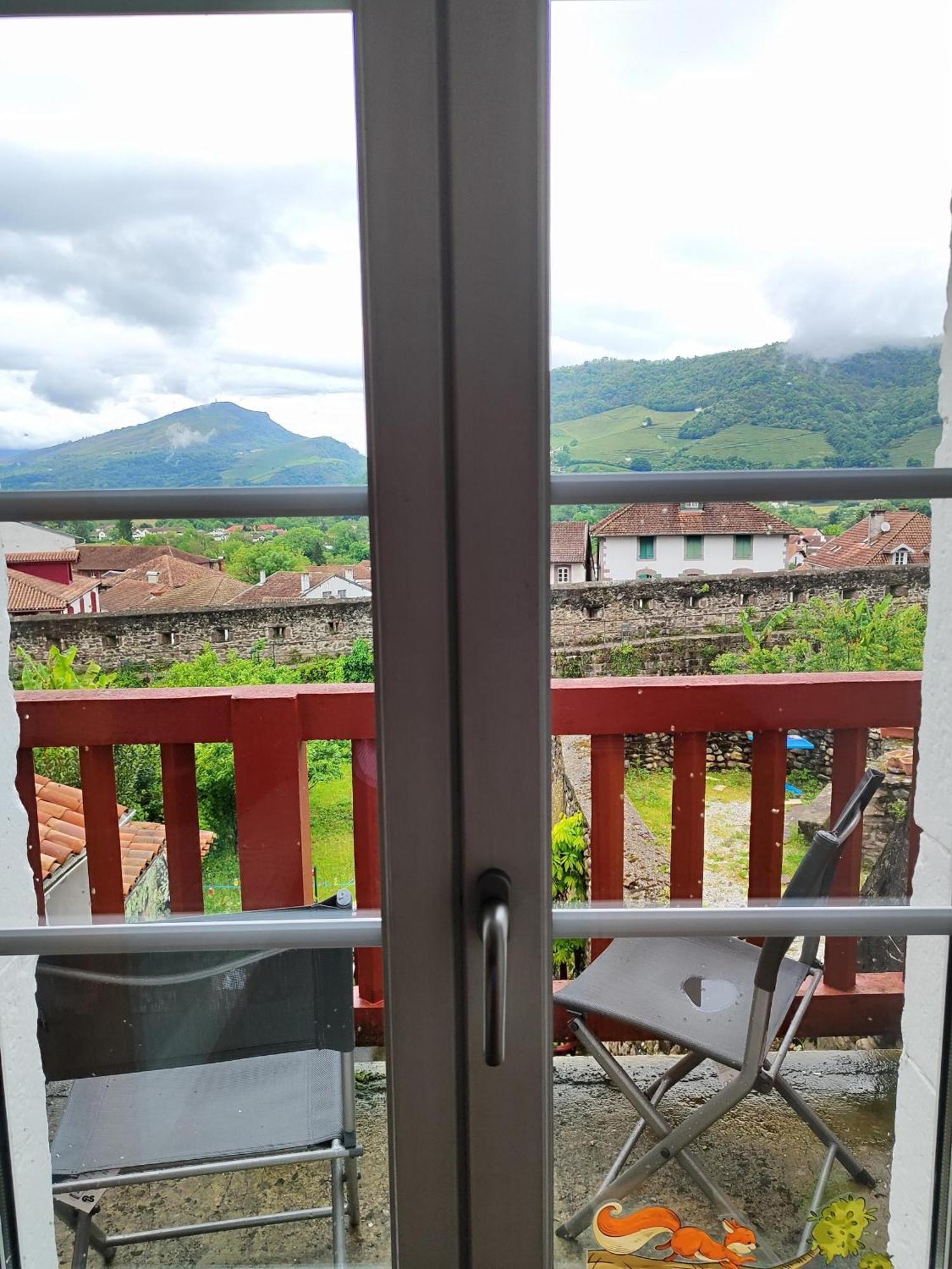 L'Auberge Du Pelerin - St Jean Pied De Port سان جان بييه دو بور المظهر الخارجي الصورة